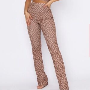 White fox boutique find my own way  pixel checker flare pull on pants size small